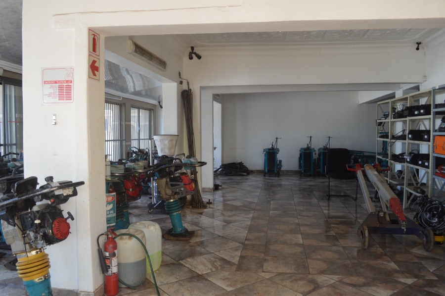 Commercial Property for Sale in Collerville North West